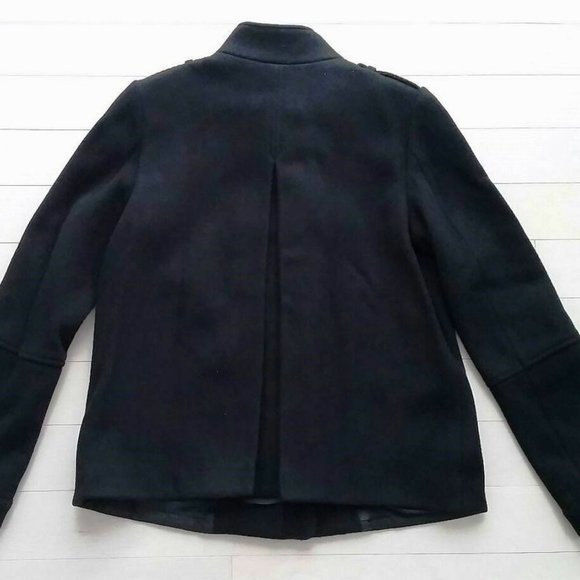 VINCE. Black WOOL Twill BLACK PLEAT ZIP Coat - Picture 2 of 5
